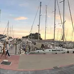 Talima Marinas 1-serviden Apartment Denia