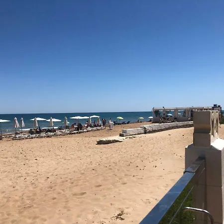 Apartmán Talima Marinas 1-serviden